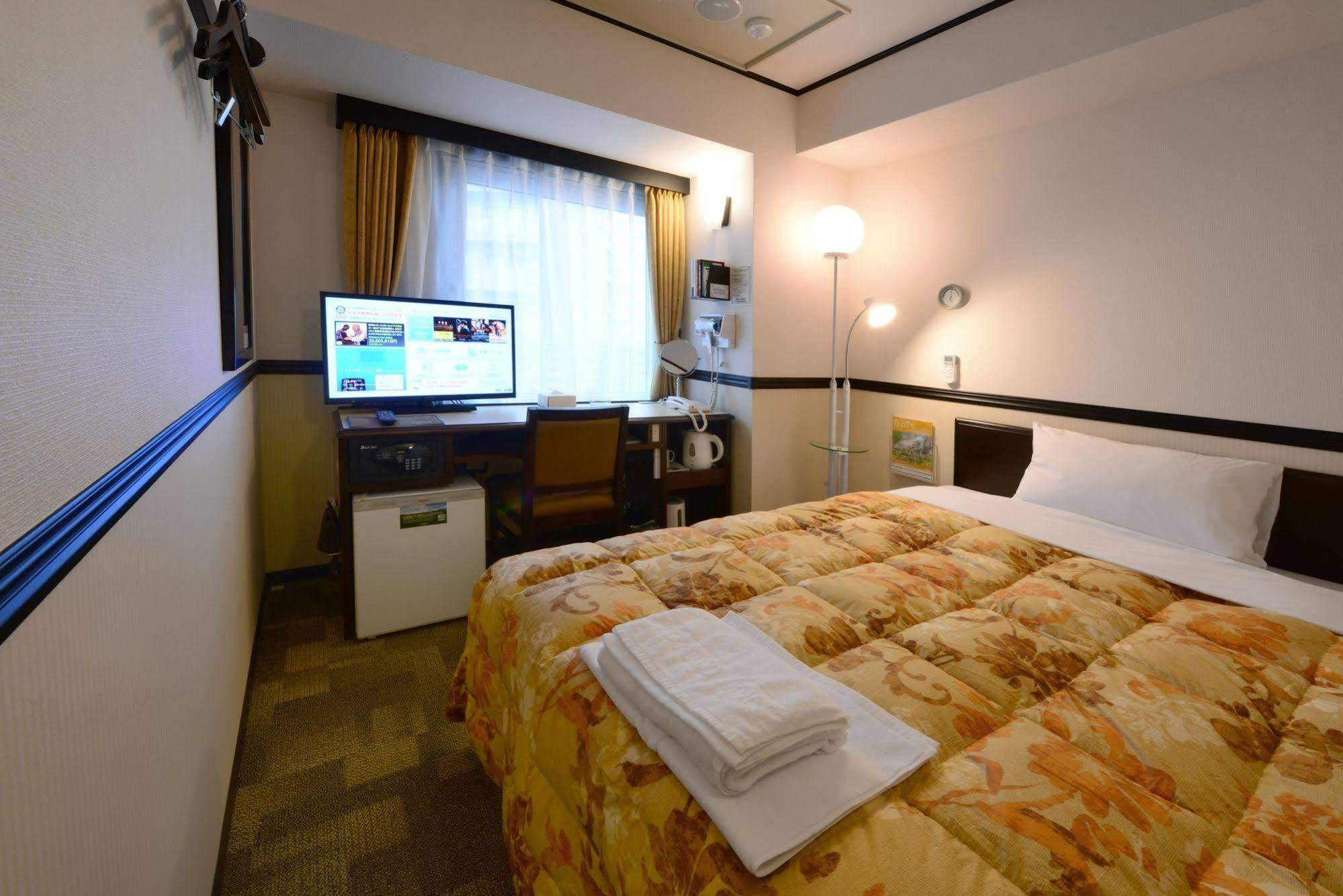 Toyoko Inn Kagoshima Temmonkan No 1 Exteriér fotografie